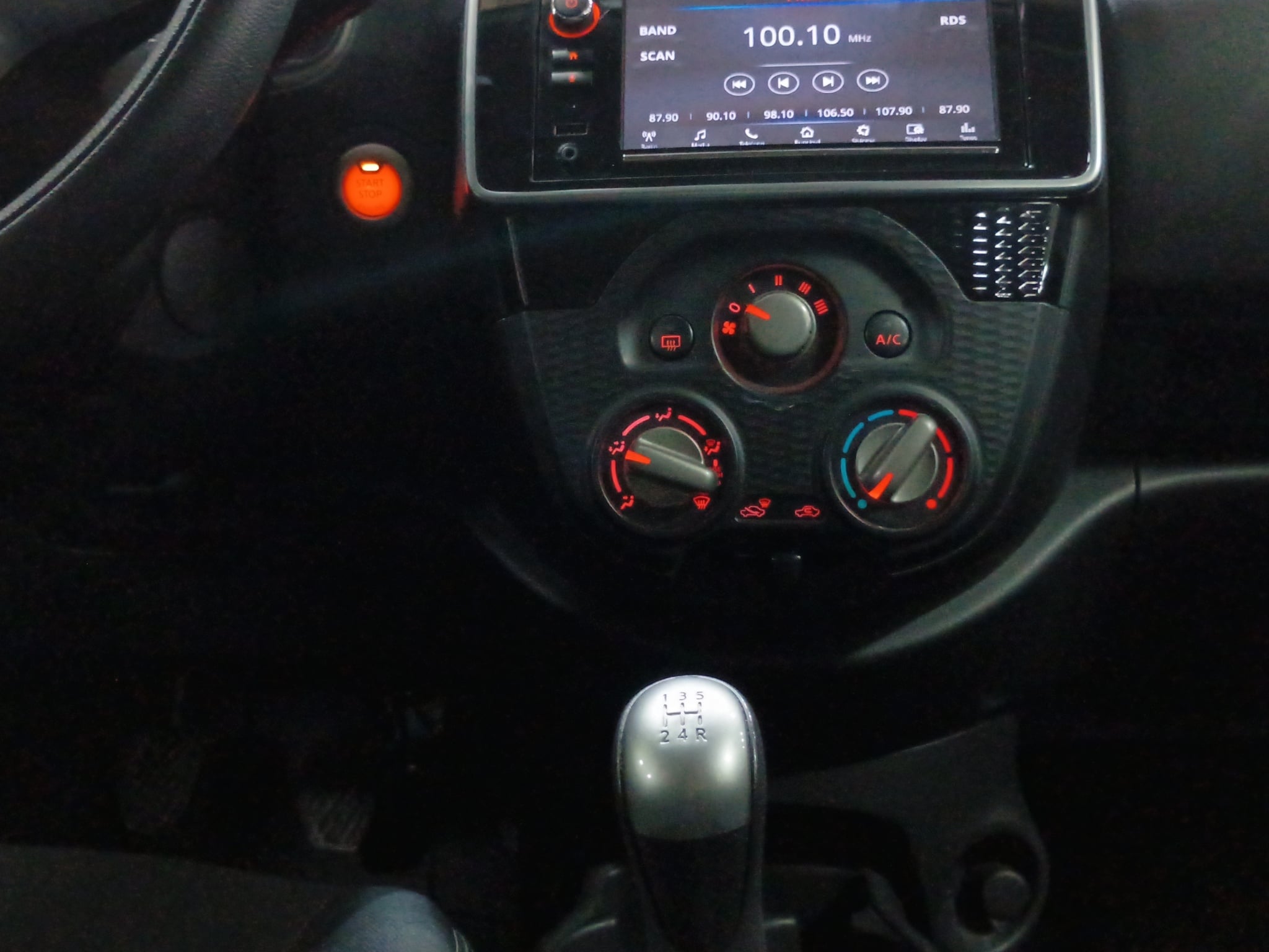 2025 Nissan March