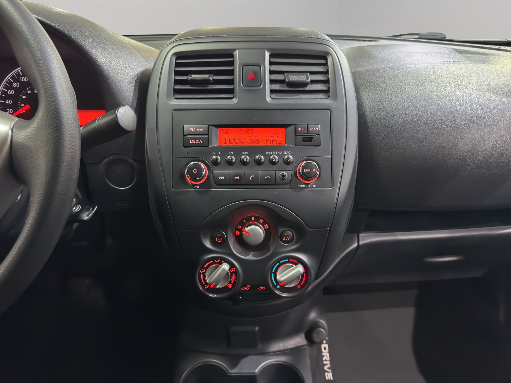 2023 Nissan Versa
