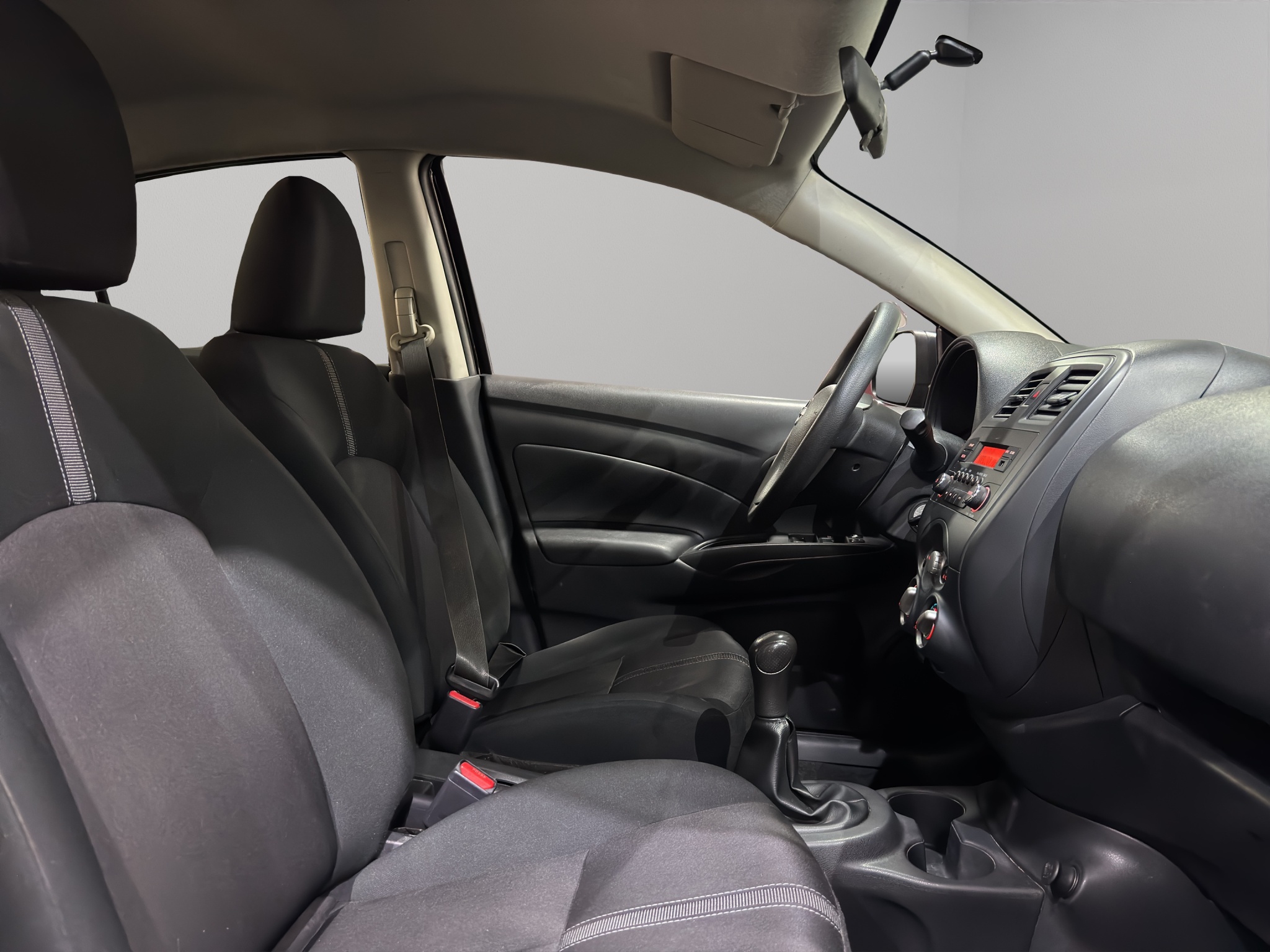 2023 Nissan Versa