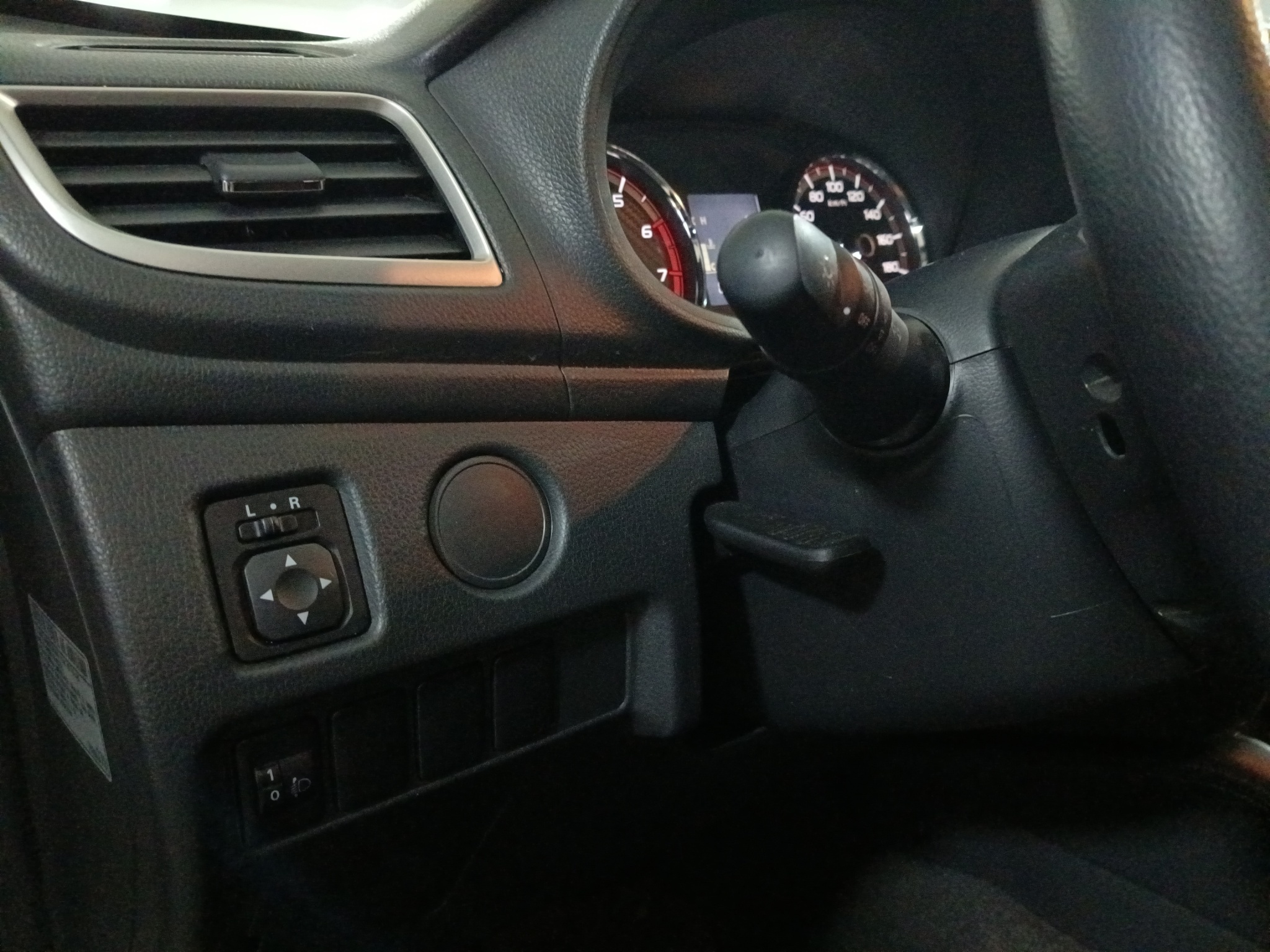 2023 Nissan Versa