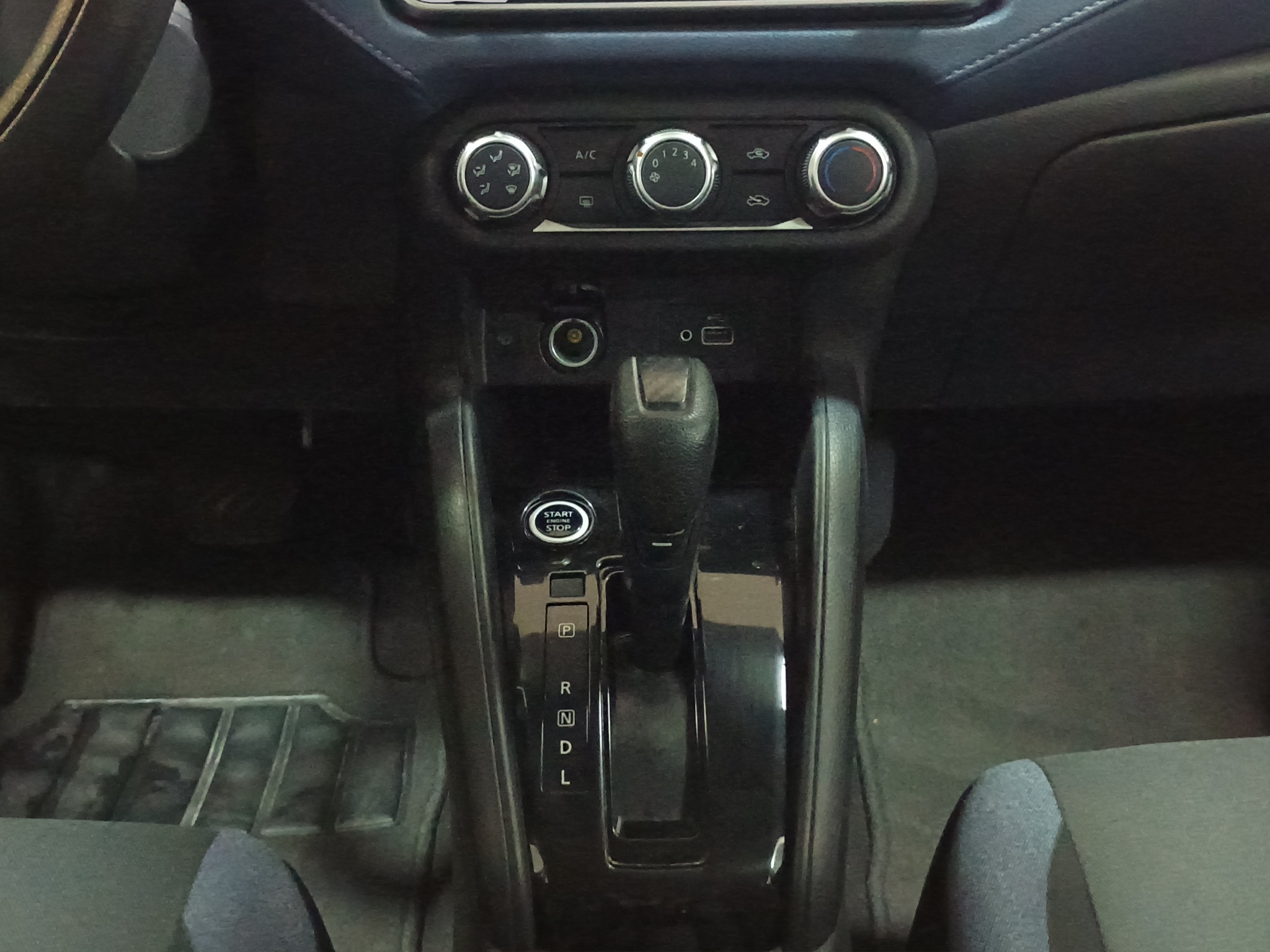 2023 Nissan Versa