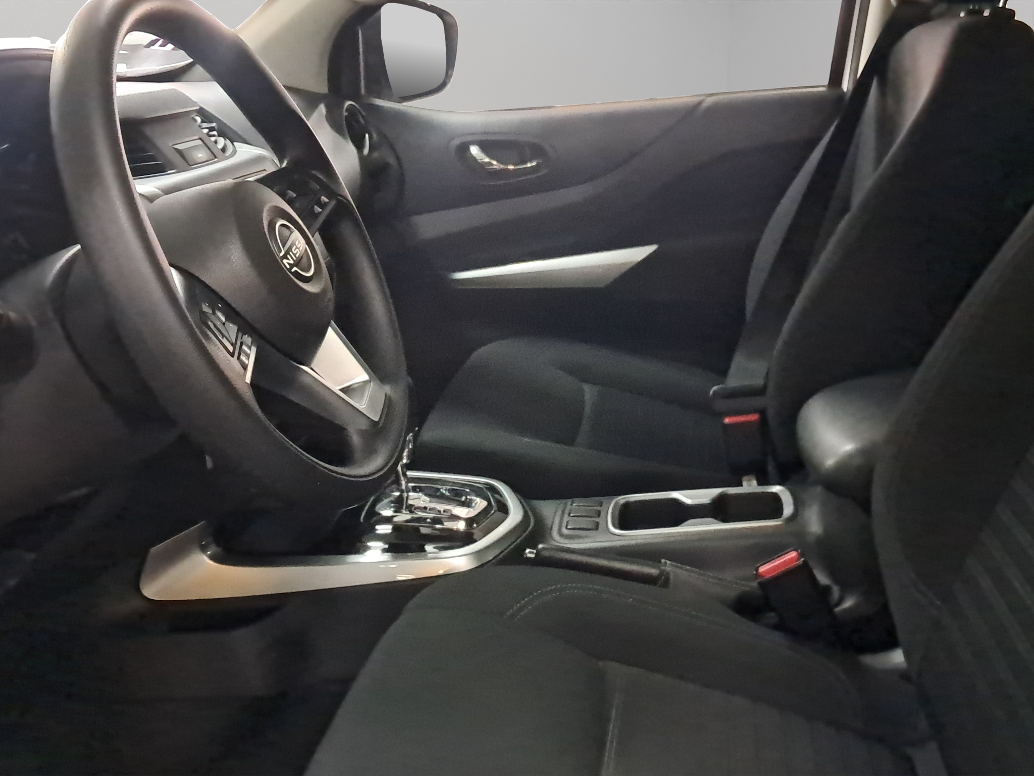 2024 Nissan Comerciales Np300