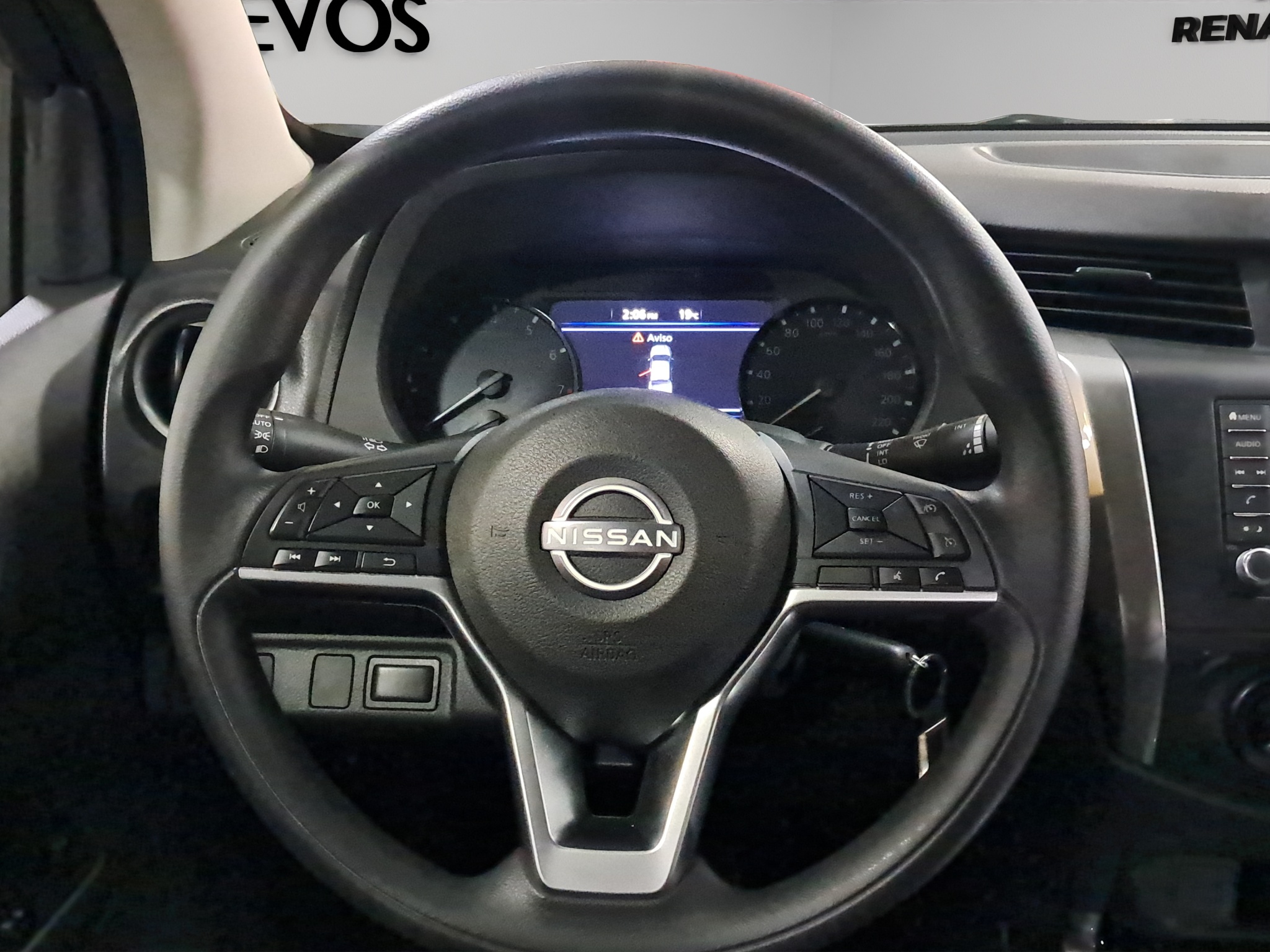 2024 Nissan Comerciales Np300
