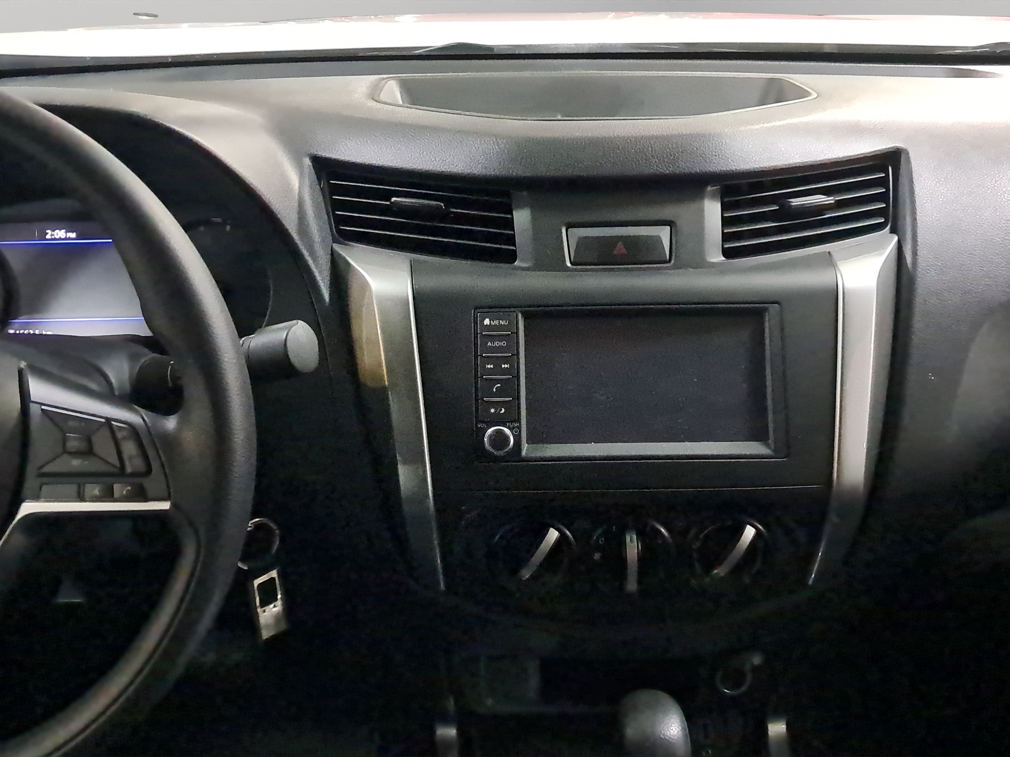 2024 Nissan Comerciales Np300