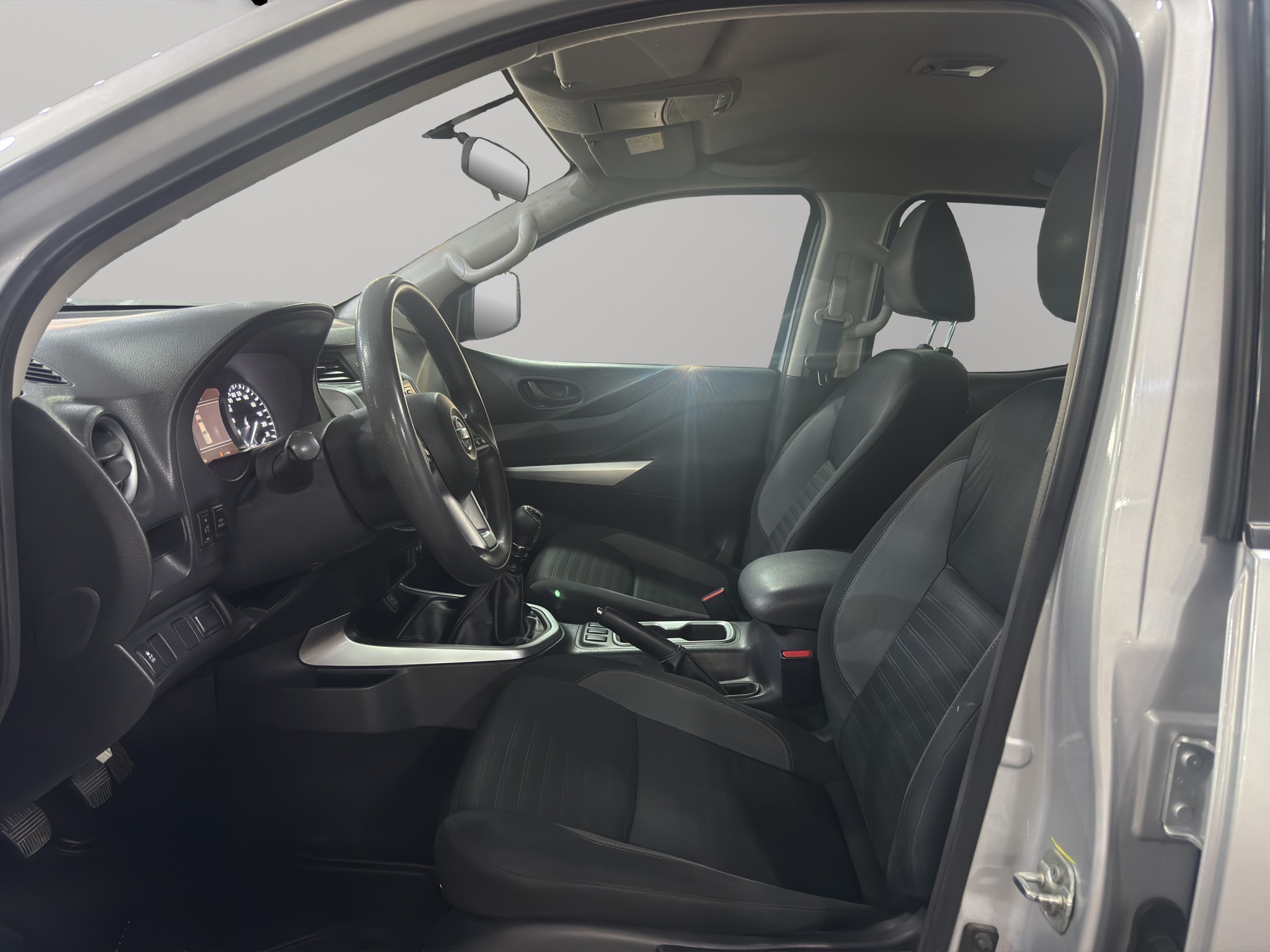2021 Nissan Comerciales Frontier Y Np 300 Frontier Pick-Up
