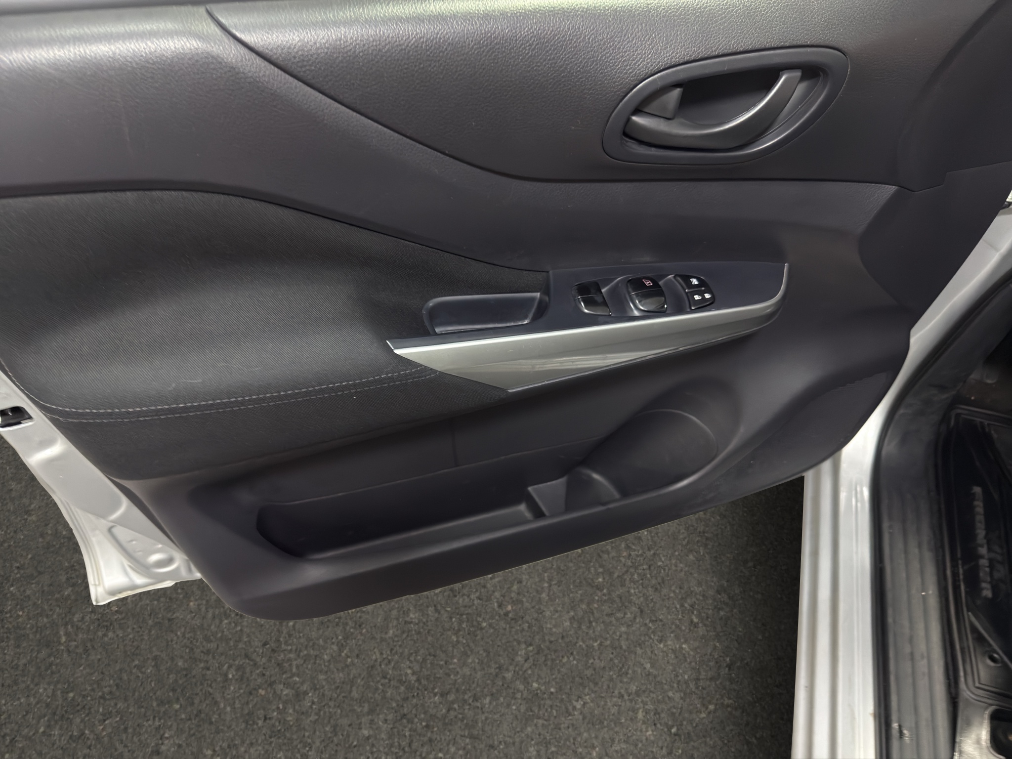 2021 Nissan Comerciales Frontier Y Np 300 Frontier Pick-Up