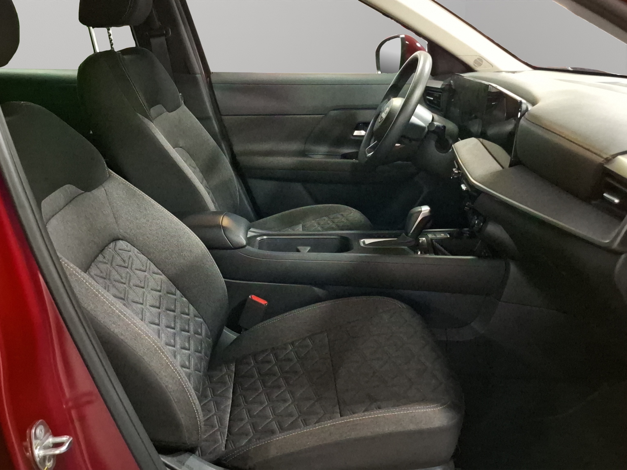 2025 Nissan Kicks Vud