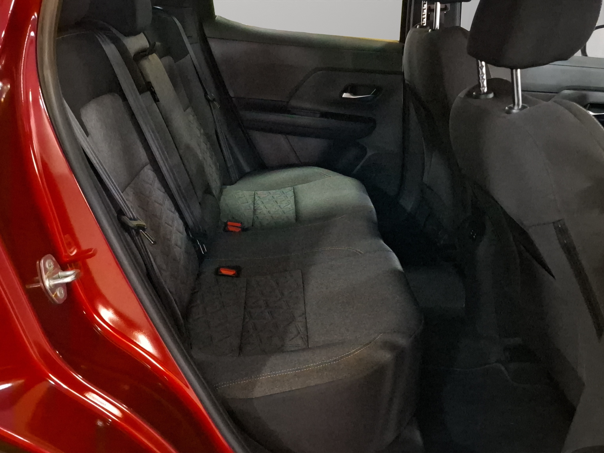 2025 Nissan Kicks Vud