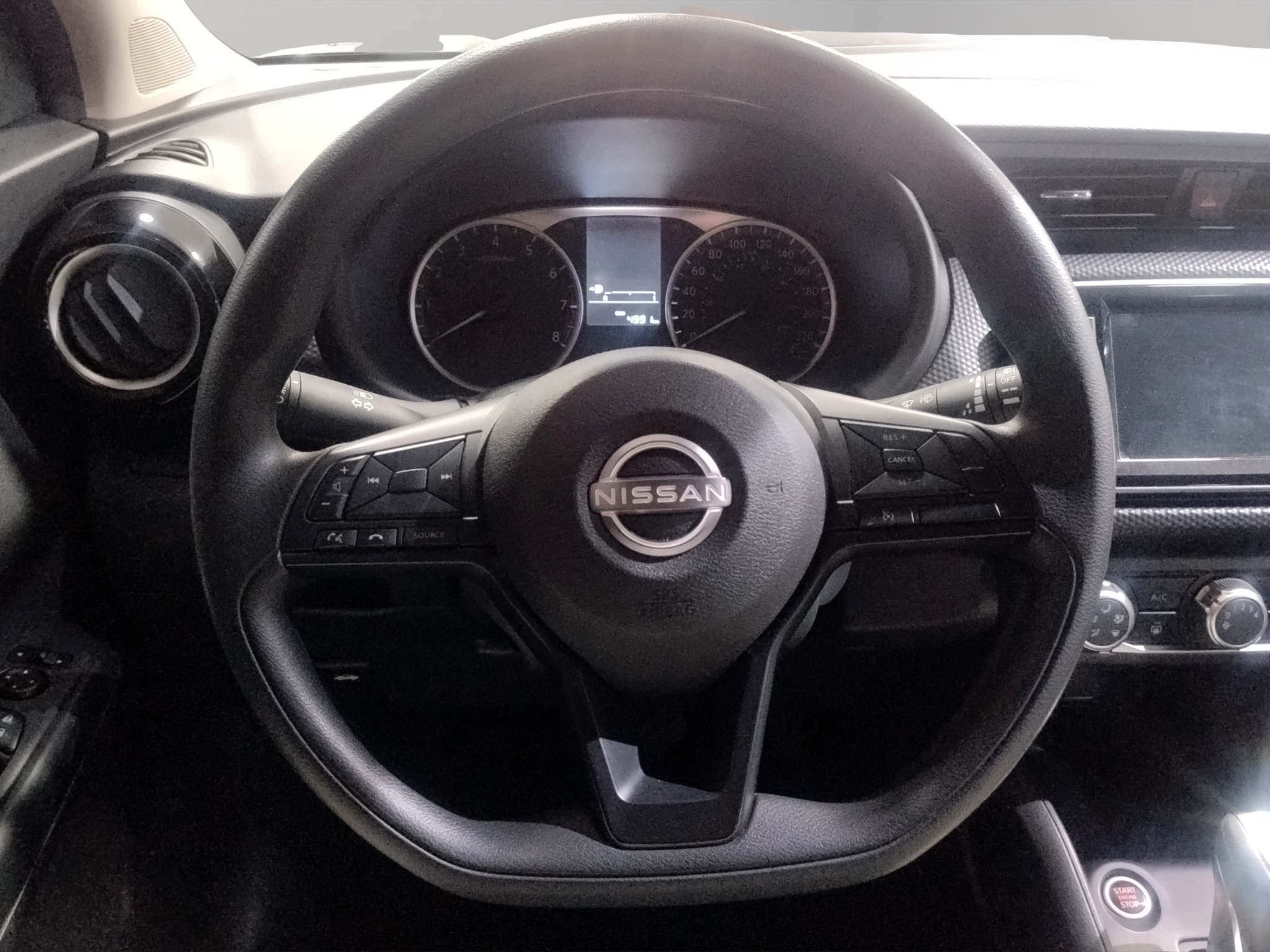 2025 Nissan Kicks Vud