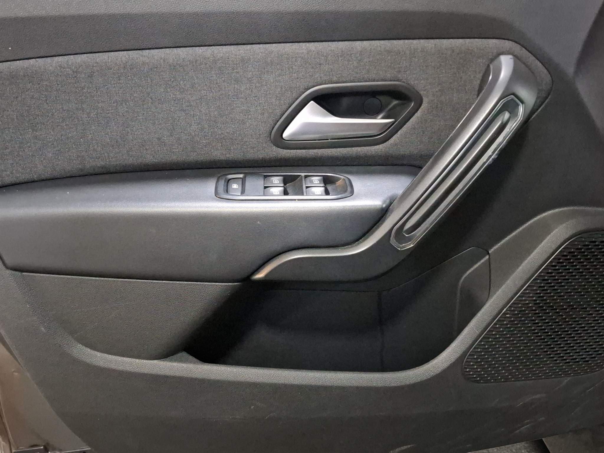 2022 Renault Duster Vud