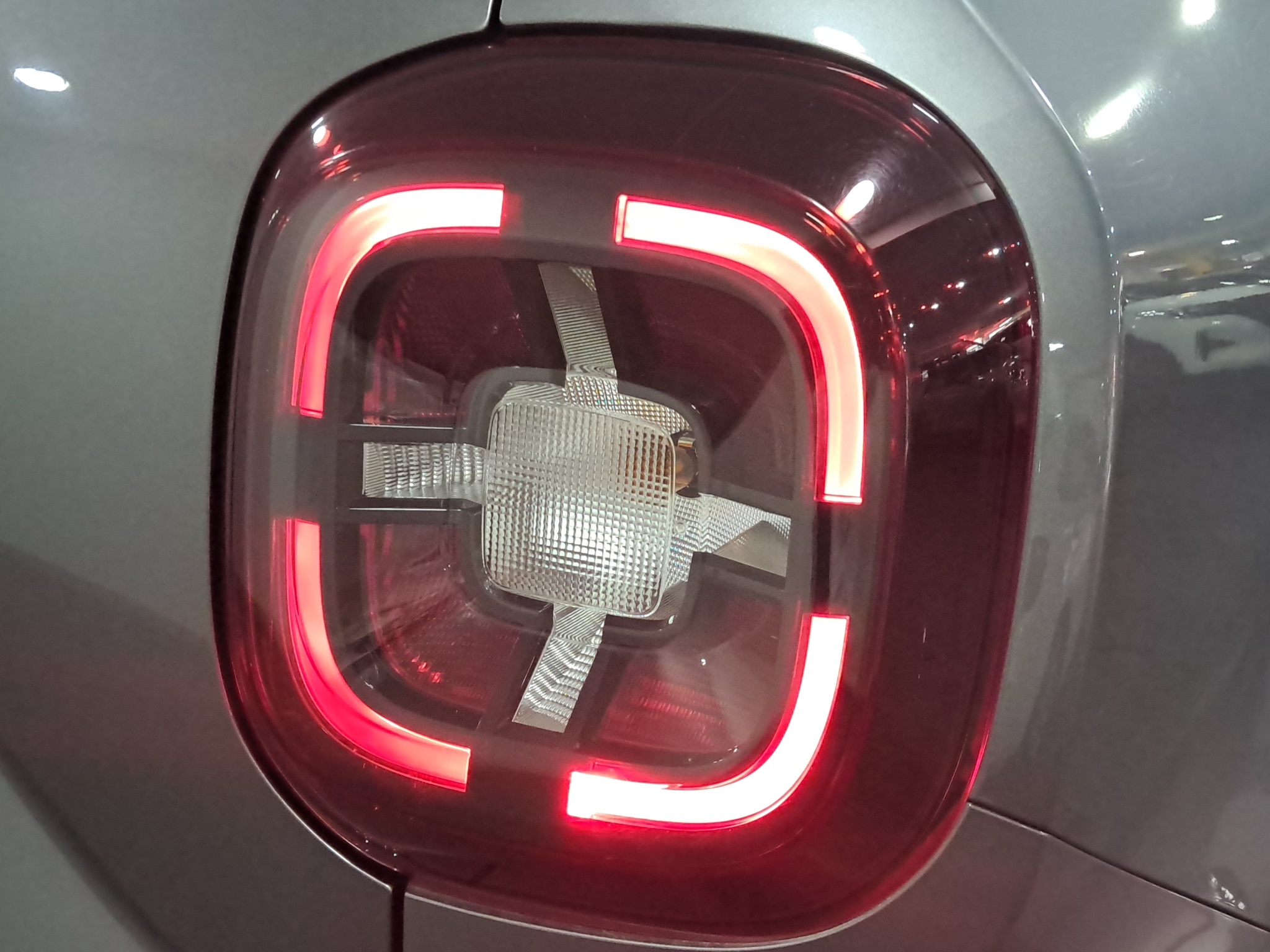 2023 Renault Duster Vud