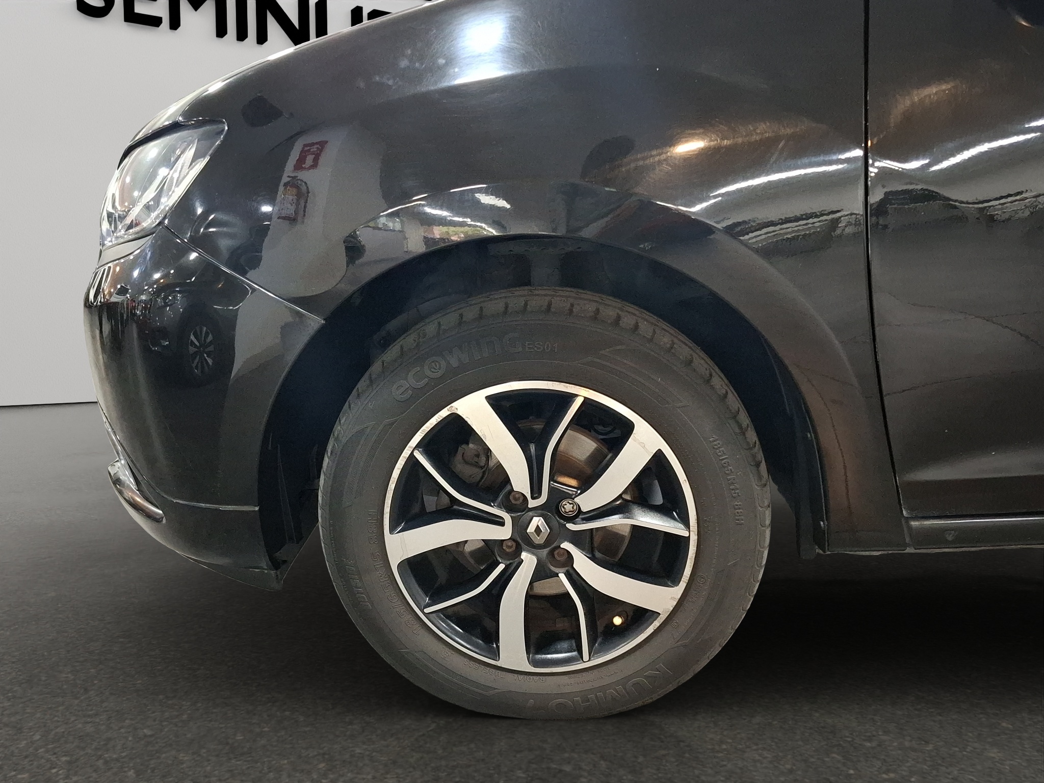 2019 Renault Logan