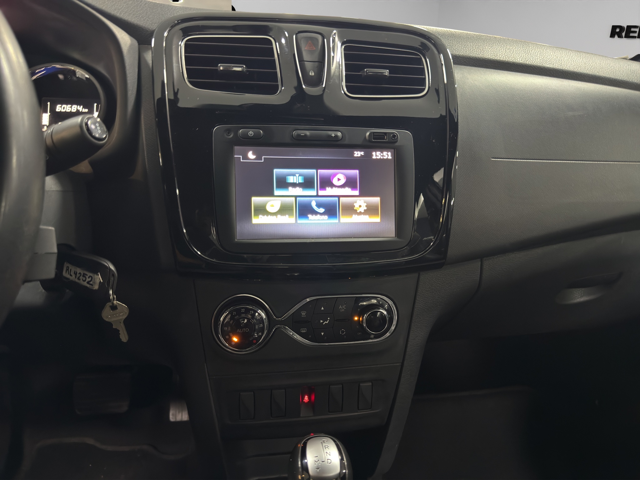 2024 Renault Logan