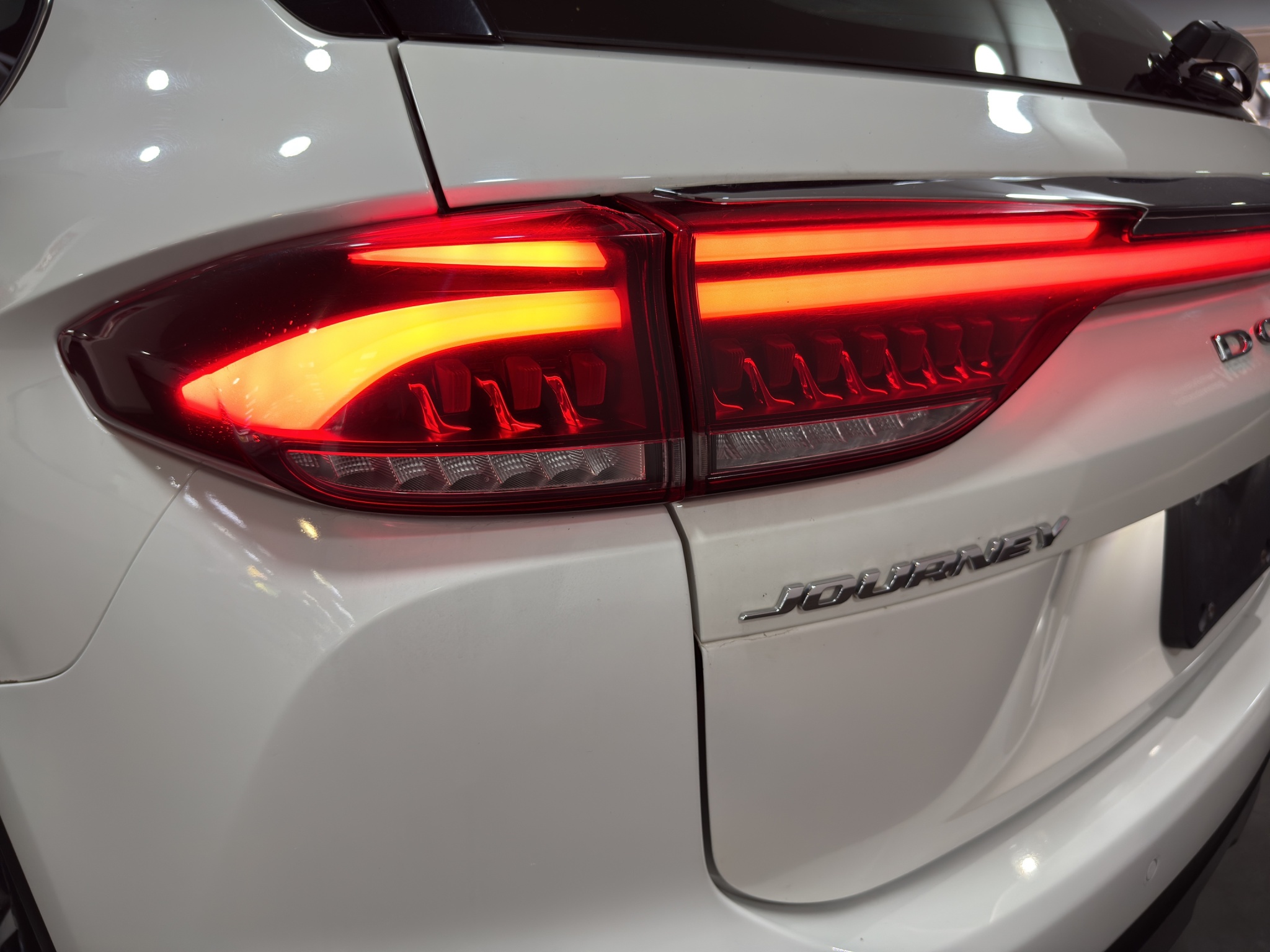 2023 Dodge Journey Vud
