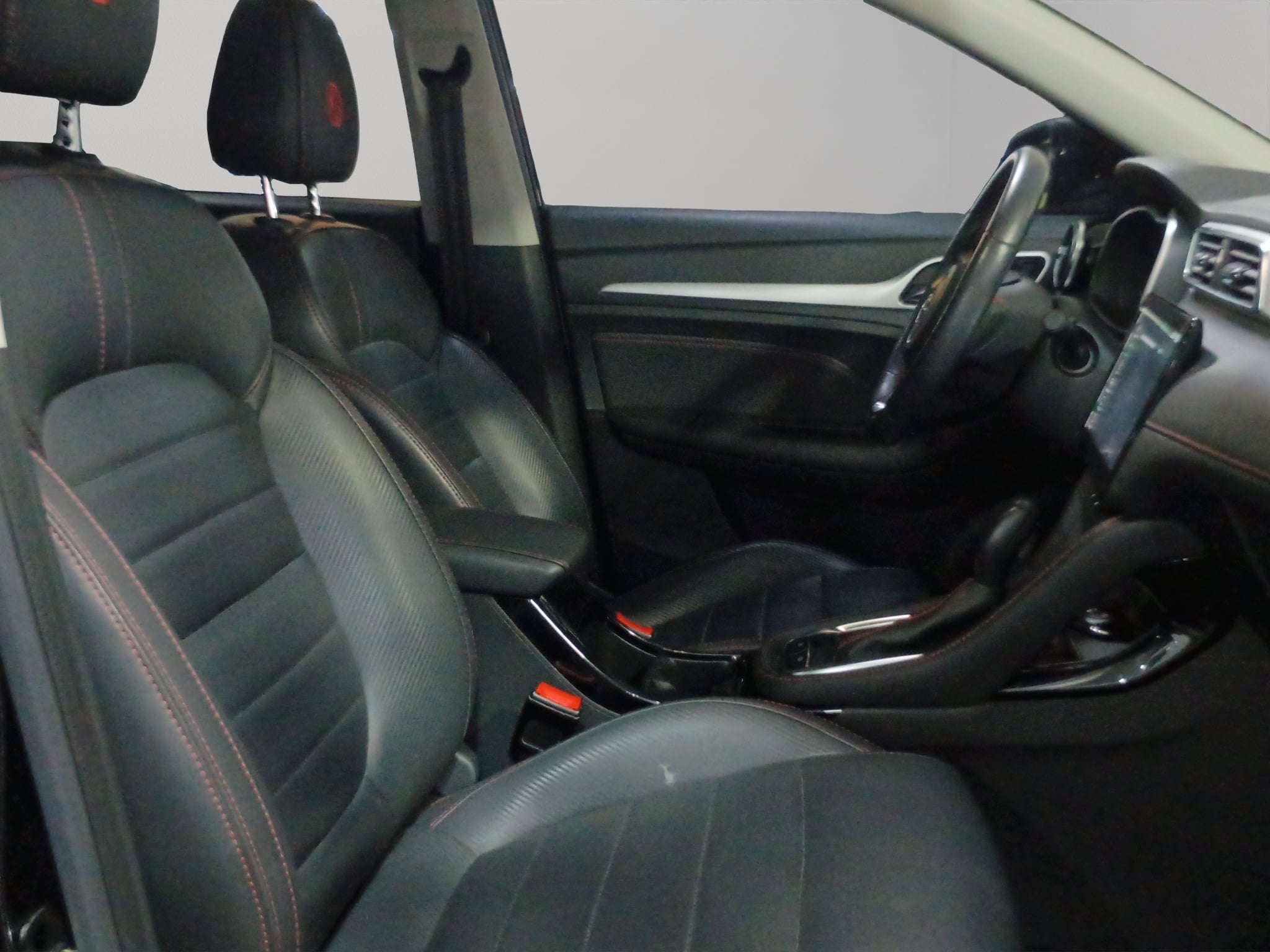 2023 Mg Zs Vud