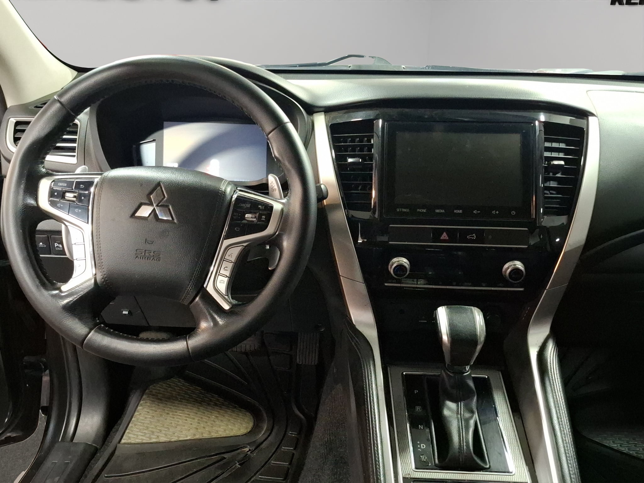 2022 Mitsubishi Montero Vud