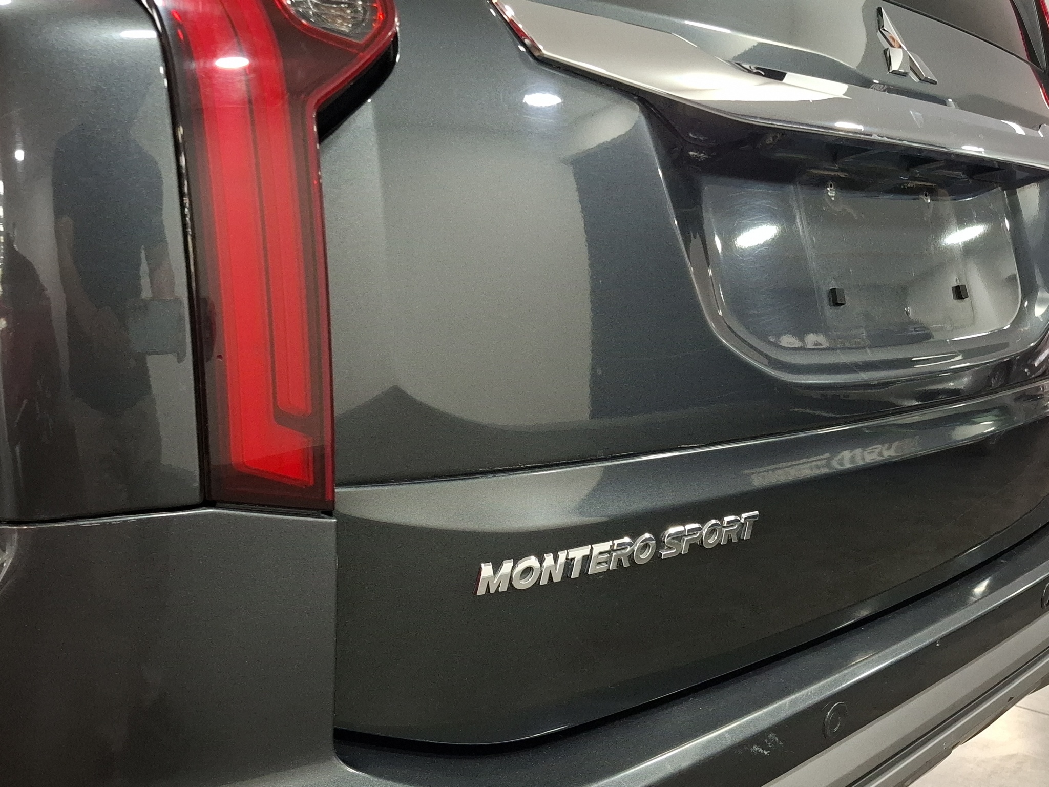 2022 Mitsubishi Montero Vud