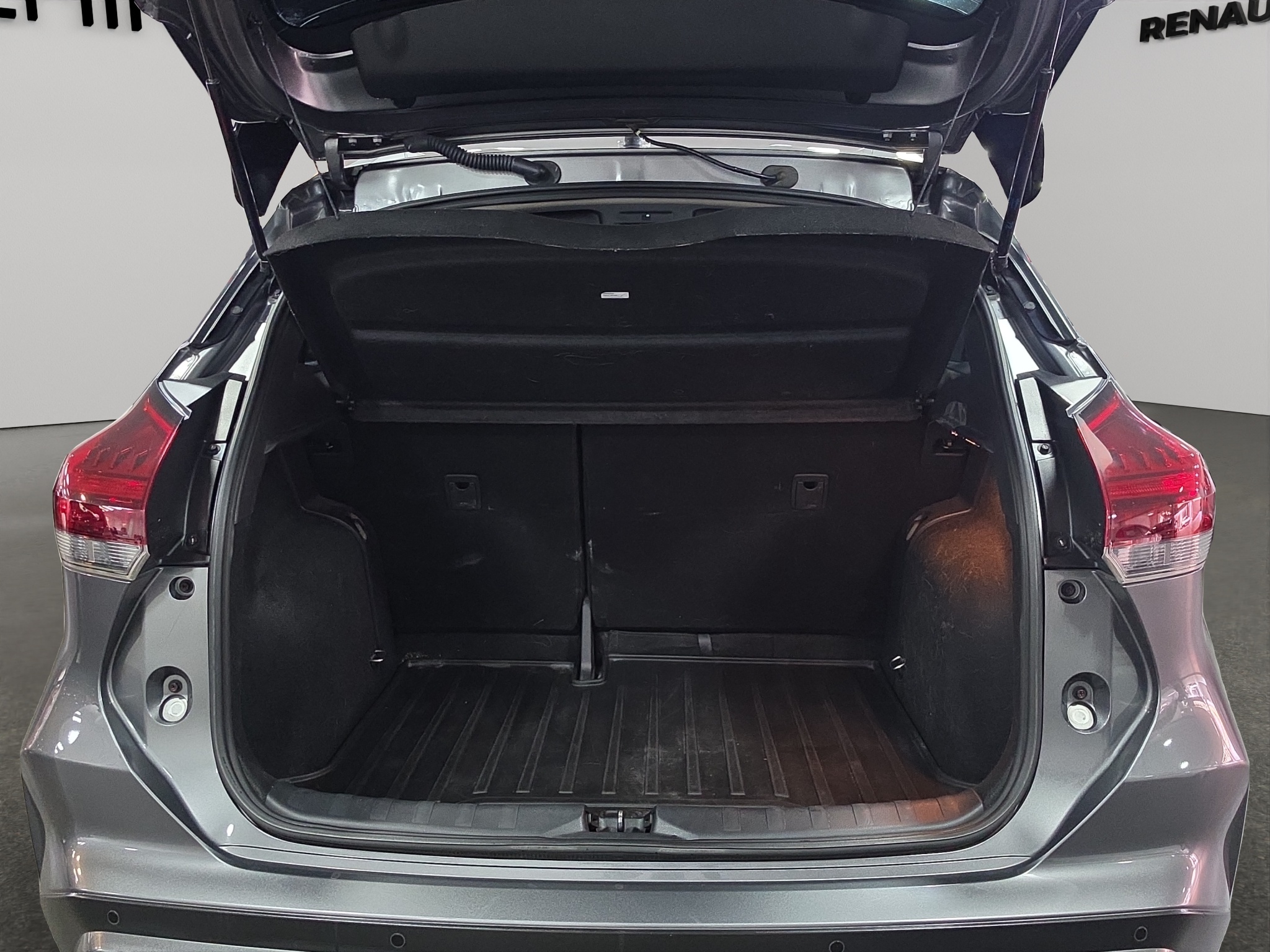 2023 Nissan Kicks Vud