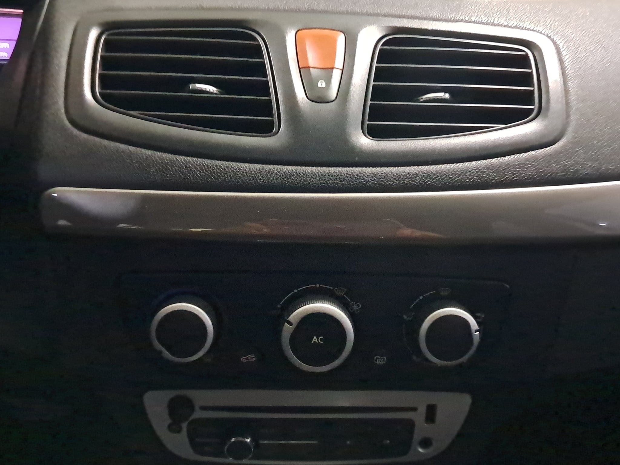 2015 Renault Fluence